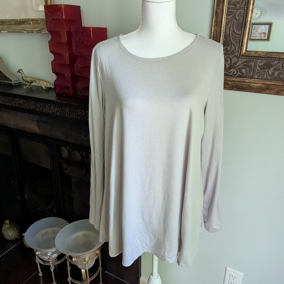 Eileen Fisher Women’s Large Gray Beige Tencel Soft Long Sleeve T-shirt - Picture 1 of 8